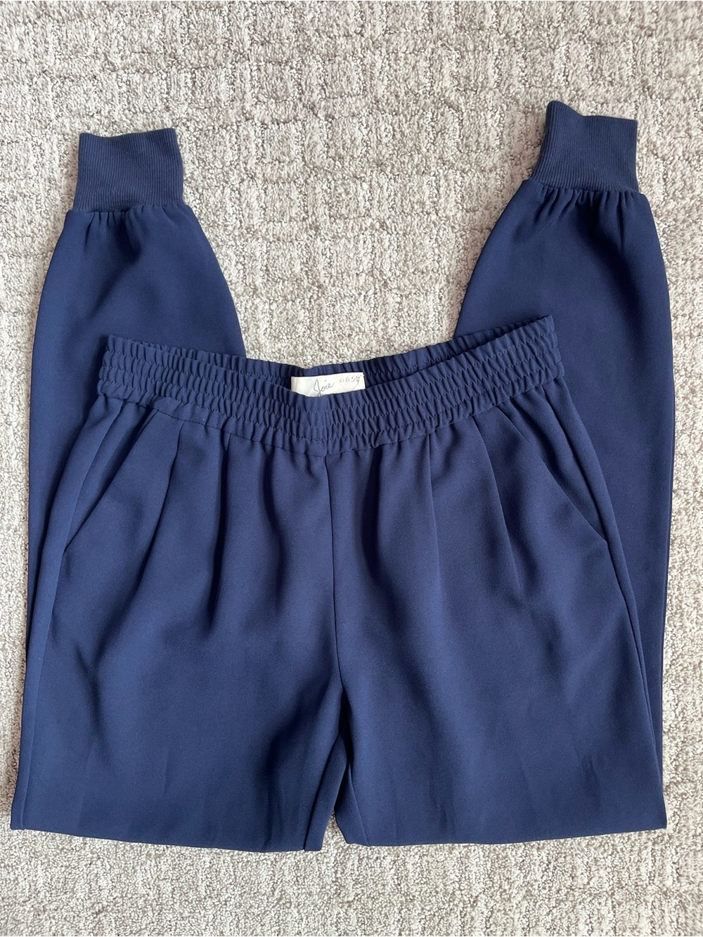 Joie Mariner Crepe Dressy Jogger Pant in Navy XS - Picture 3 of 5